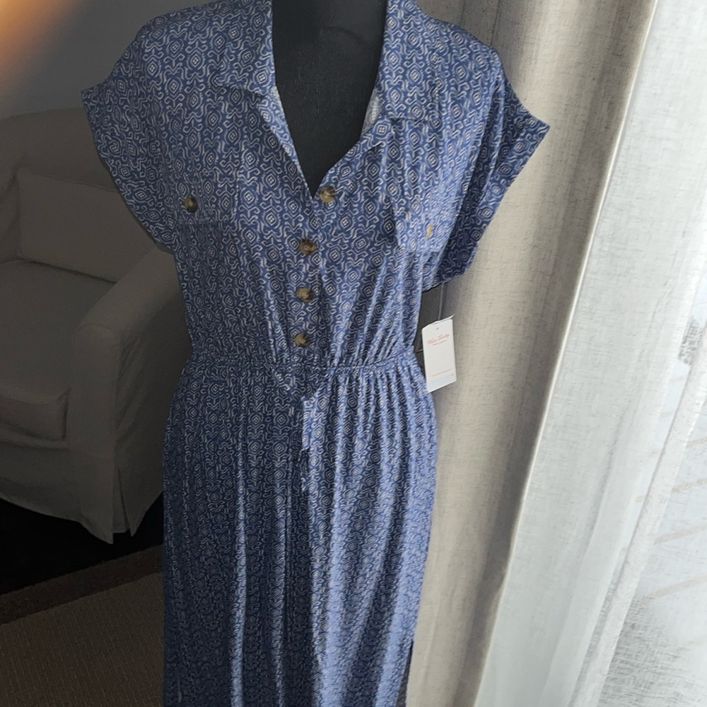 Blue Patterned Button-Up Dress made by Lucky brand size medium blue tile - Picture 3 of 17